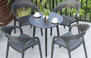 庭院花园外摆桌椅